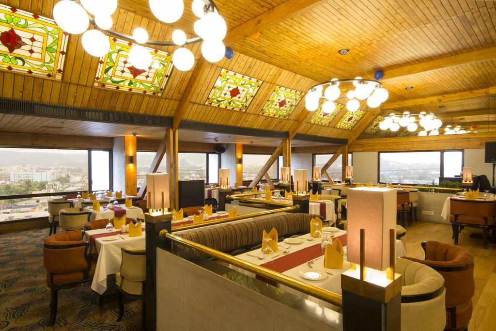 Dolphin Hotel Visakhapatnam Bagian luar foto