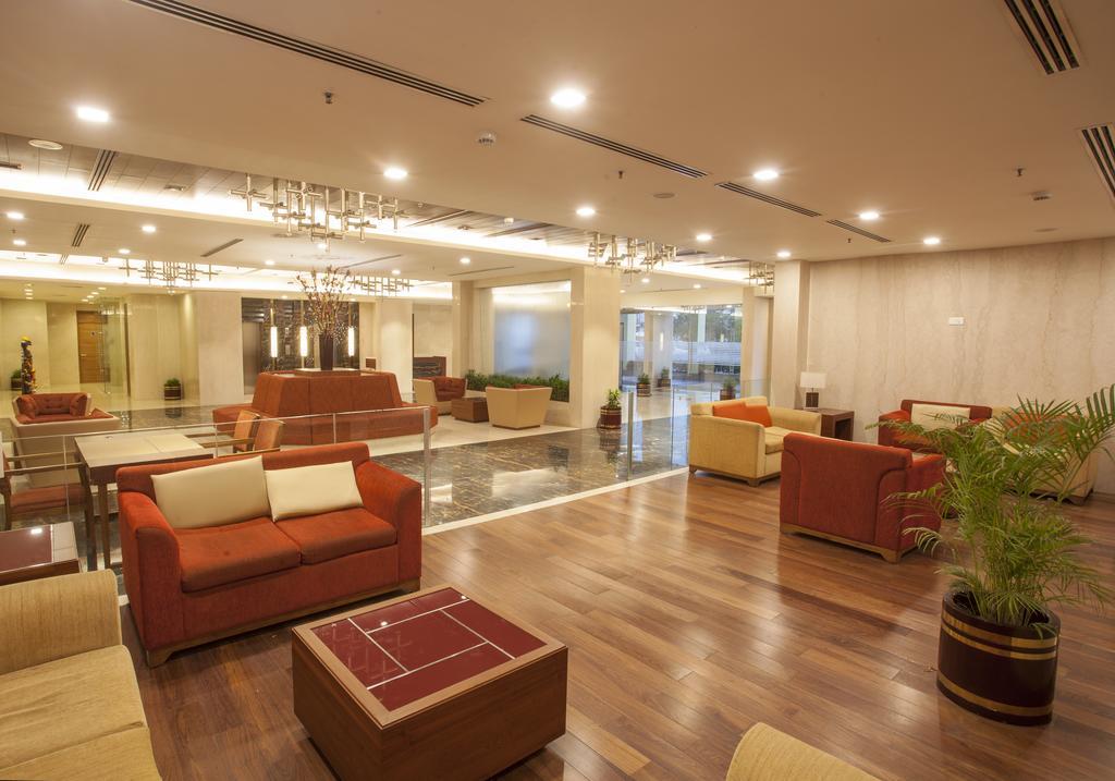 Dolphin Hotel Visakhapatnam Bagian luar foto
