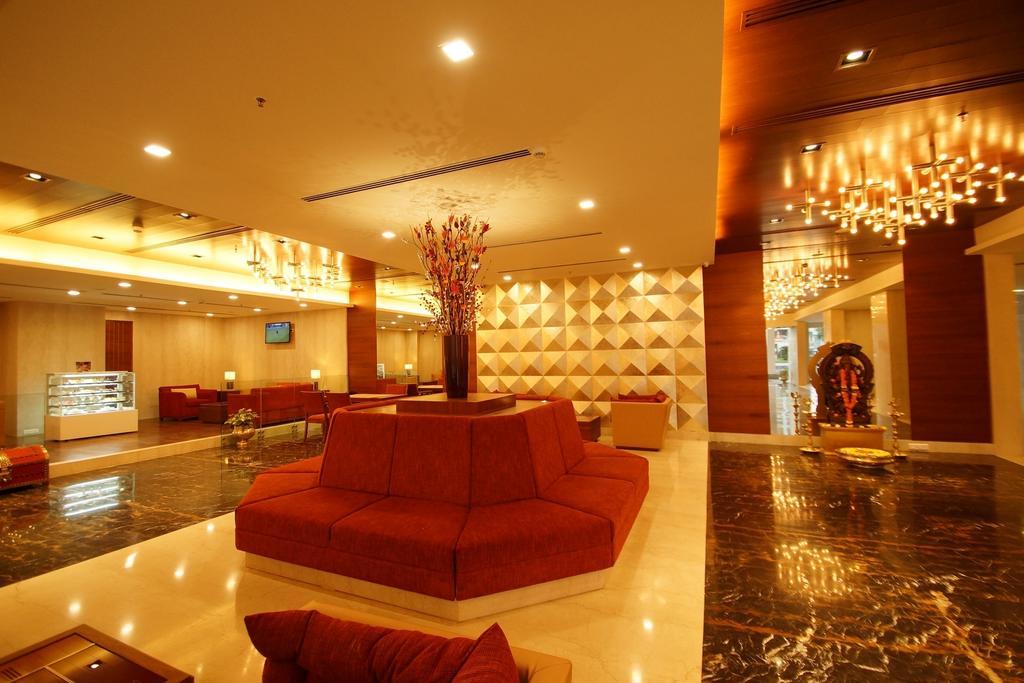 Dolphin Hotel Visakhapatnam Bagian luar foto