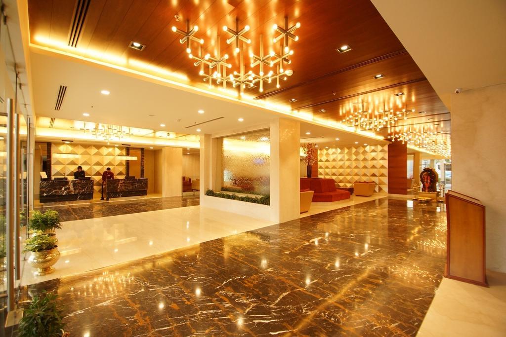 Dolphin Hotel Visakhapatnam Bagian luar foto