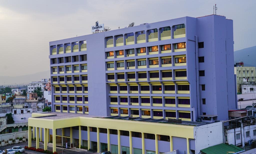 Dolphin Hotel Visakhapatnam Bagian luar foto